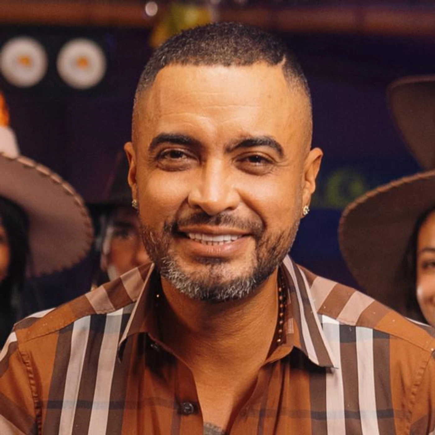 Jhon Alex Castaño Brand Page