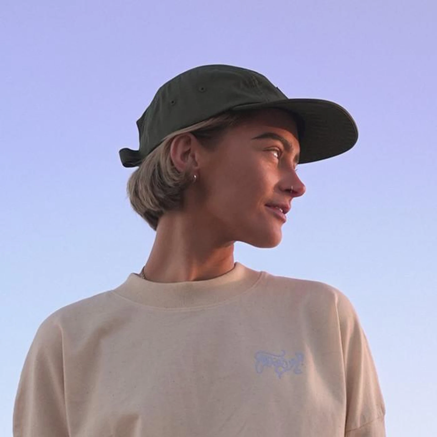 Julia Lov Brand Page