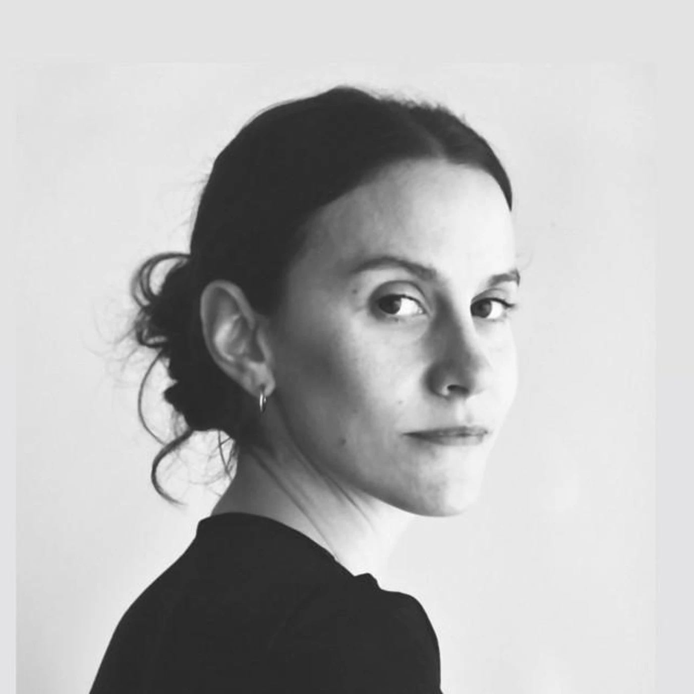 Julia Moscardini Brand Page
