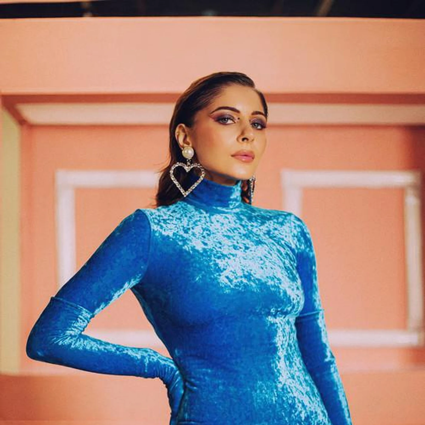 Kanika Kapoor Brand Page