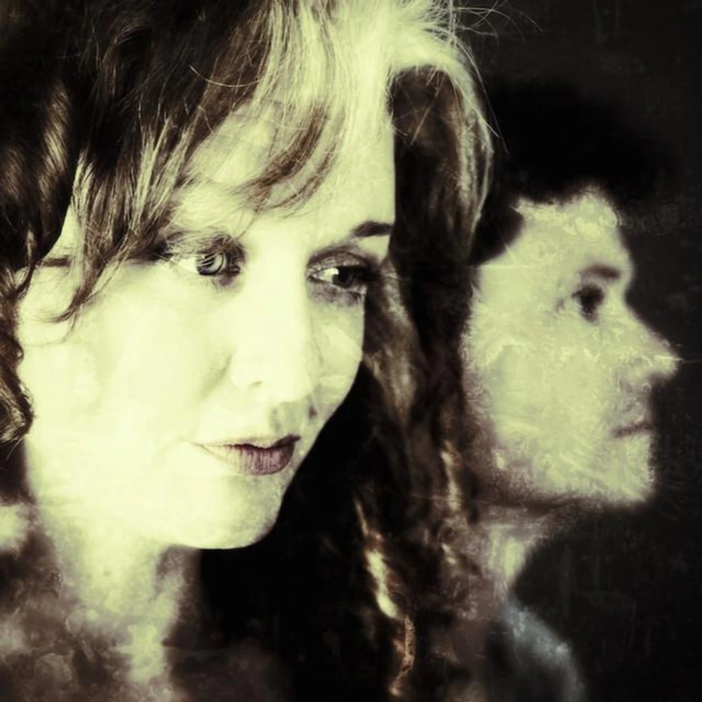 Kathryn Roberts & Sean Lakeman Brand Page
