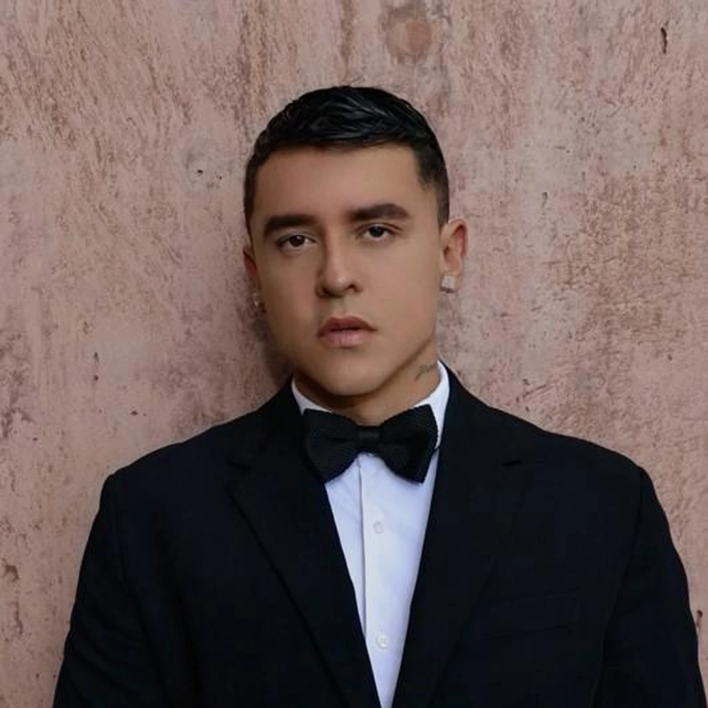 KEVIN ROLDAN Brand Page
