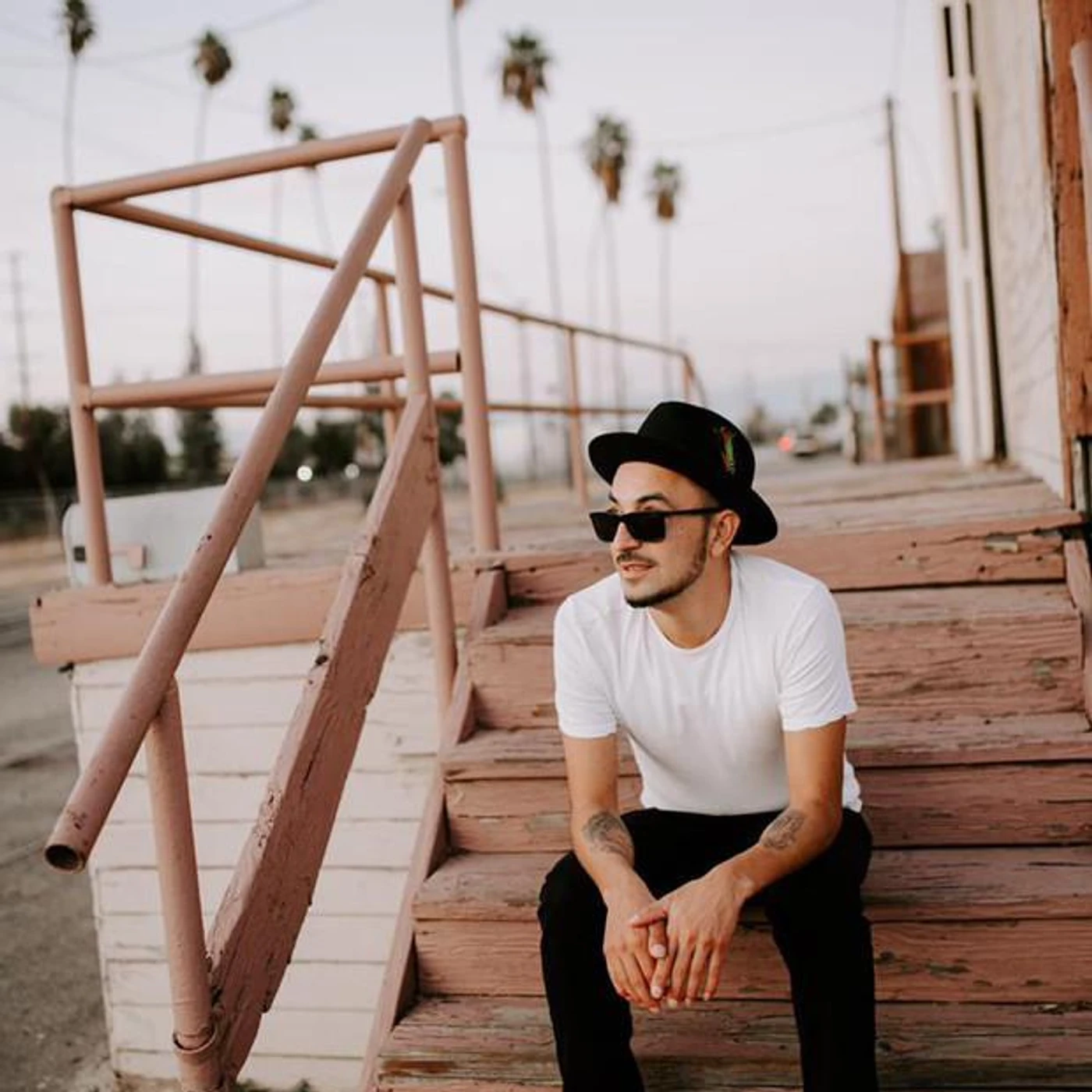 L's Brand Page