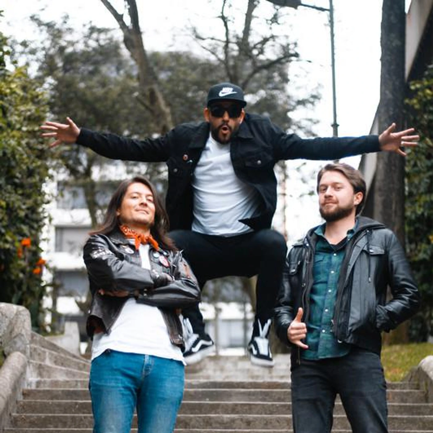 La Escuela Brand Page