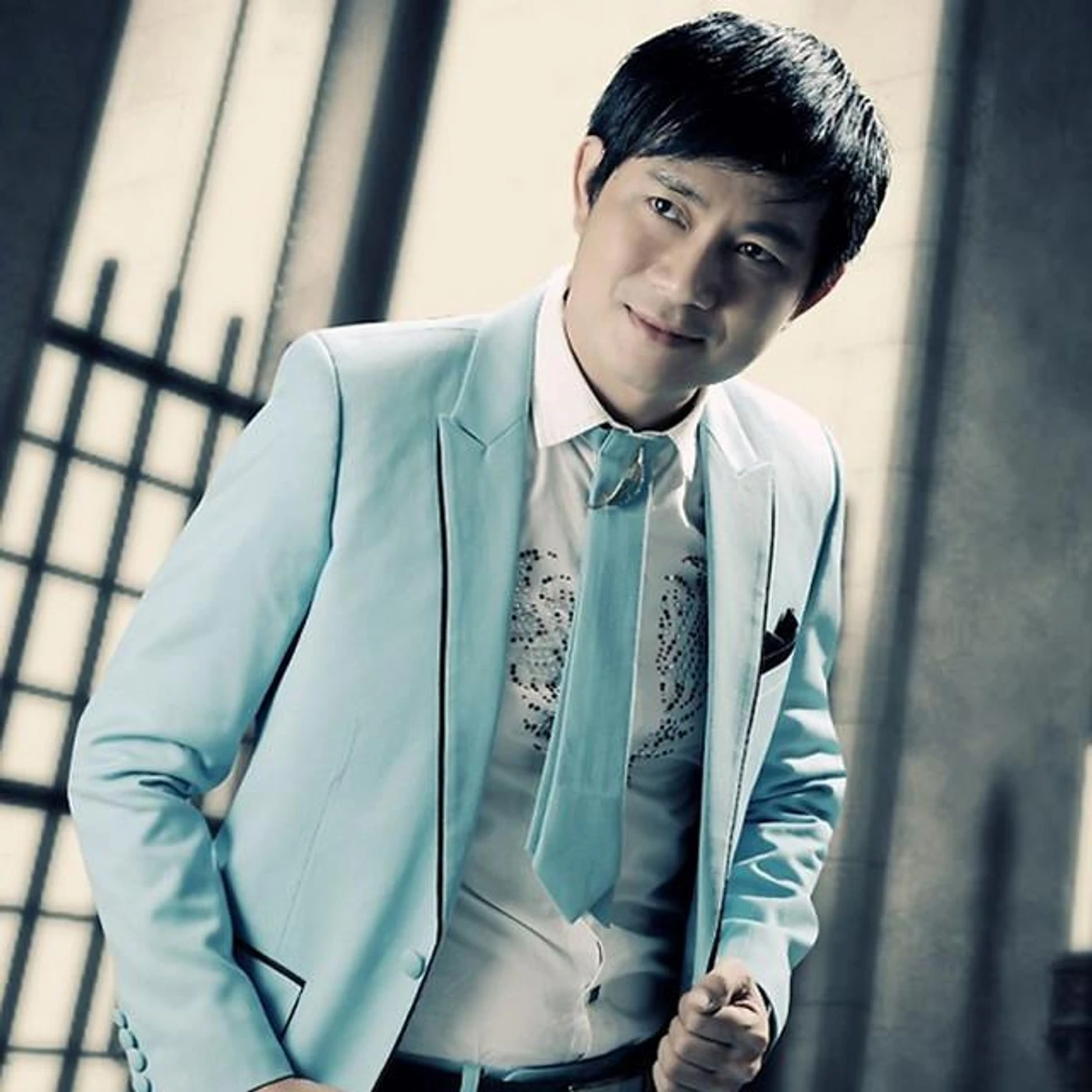 Lâm Bảo Phi Brand Page