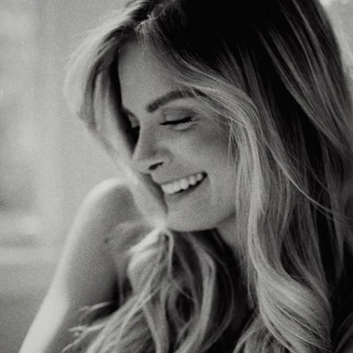 Lauren Duski Brand Page