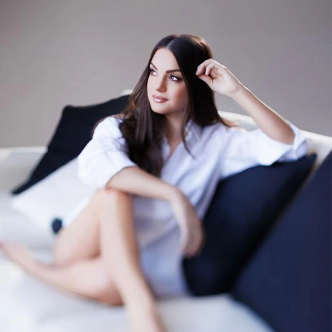 Lauren Mascitti Brand Page