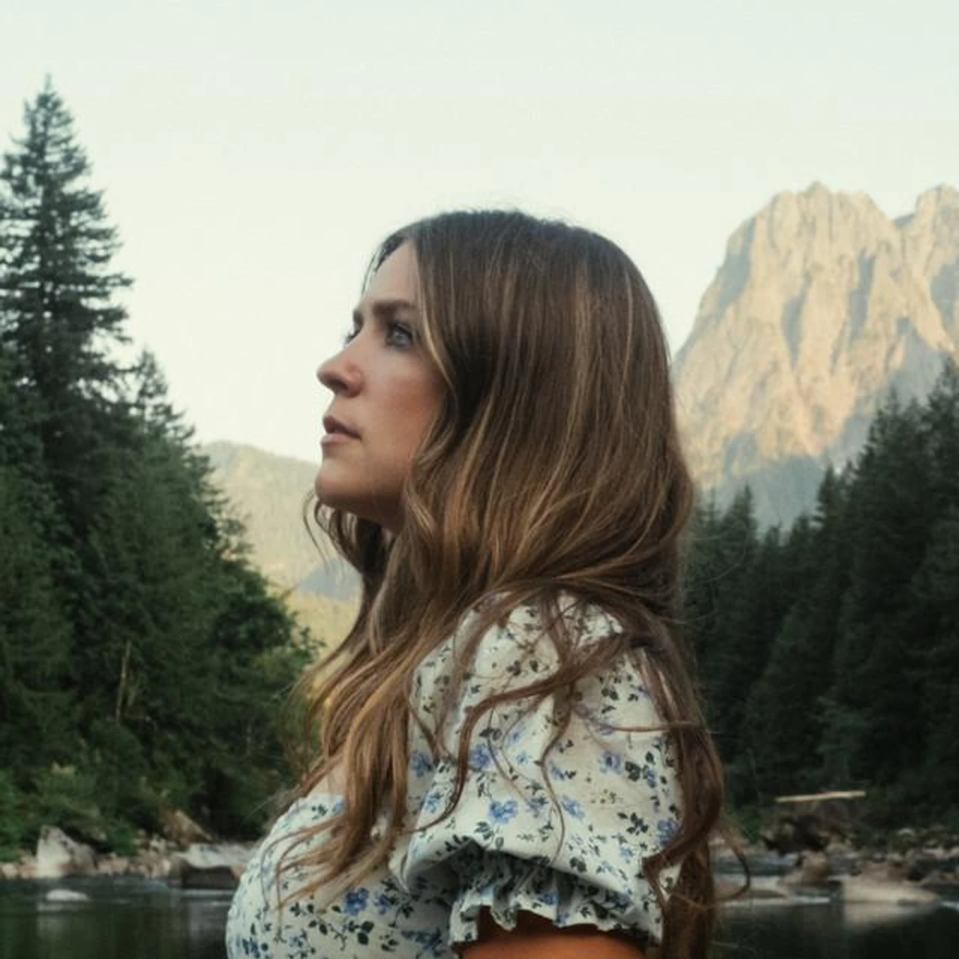 Leanna Crawford Brand Page