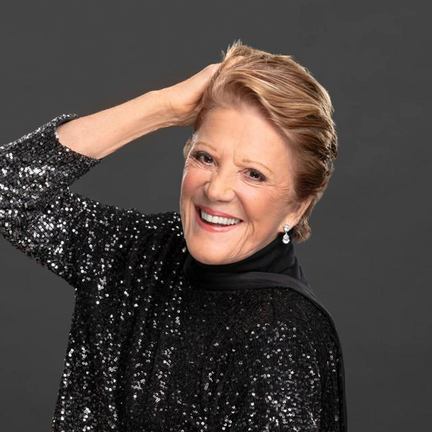 Linda Lavin Brand Page