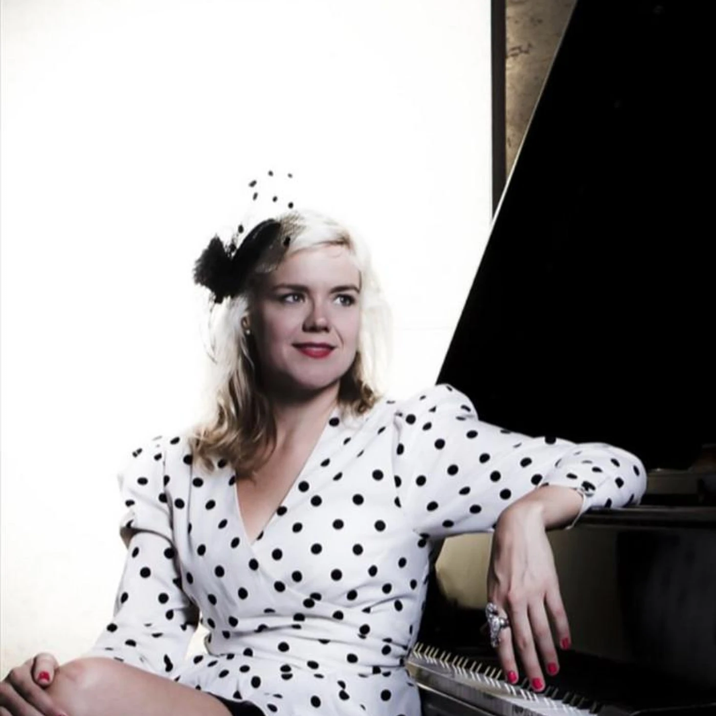 Lindsay Rae Spurlock Brand Page