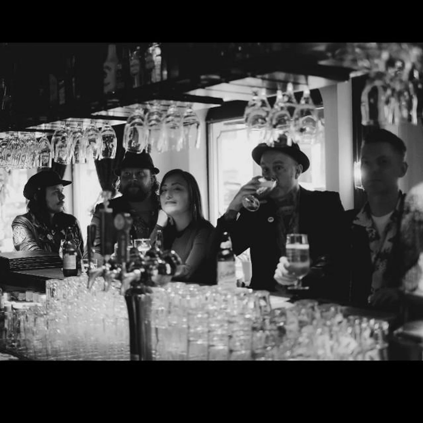 Lilla Krogen Band Brand Page