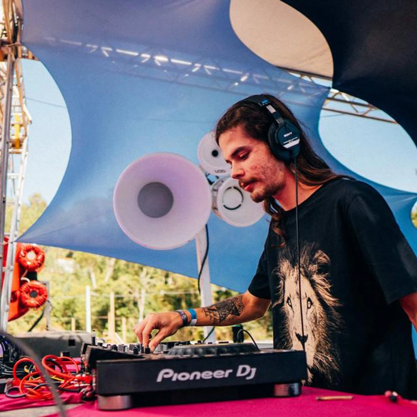 Logic Ufo Brand Page