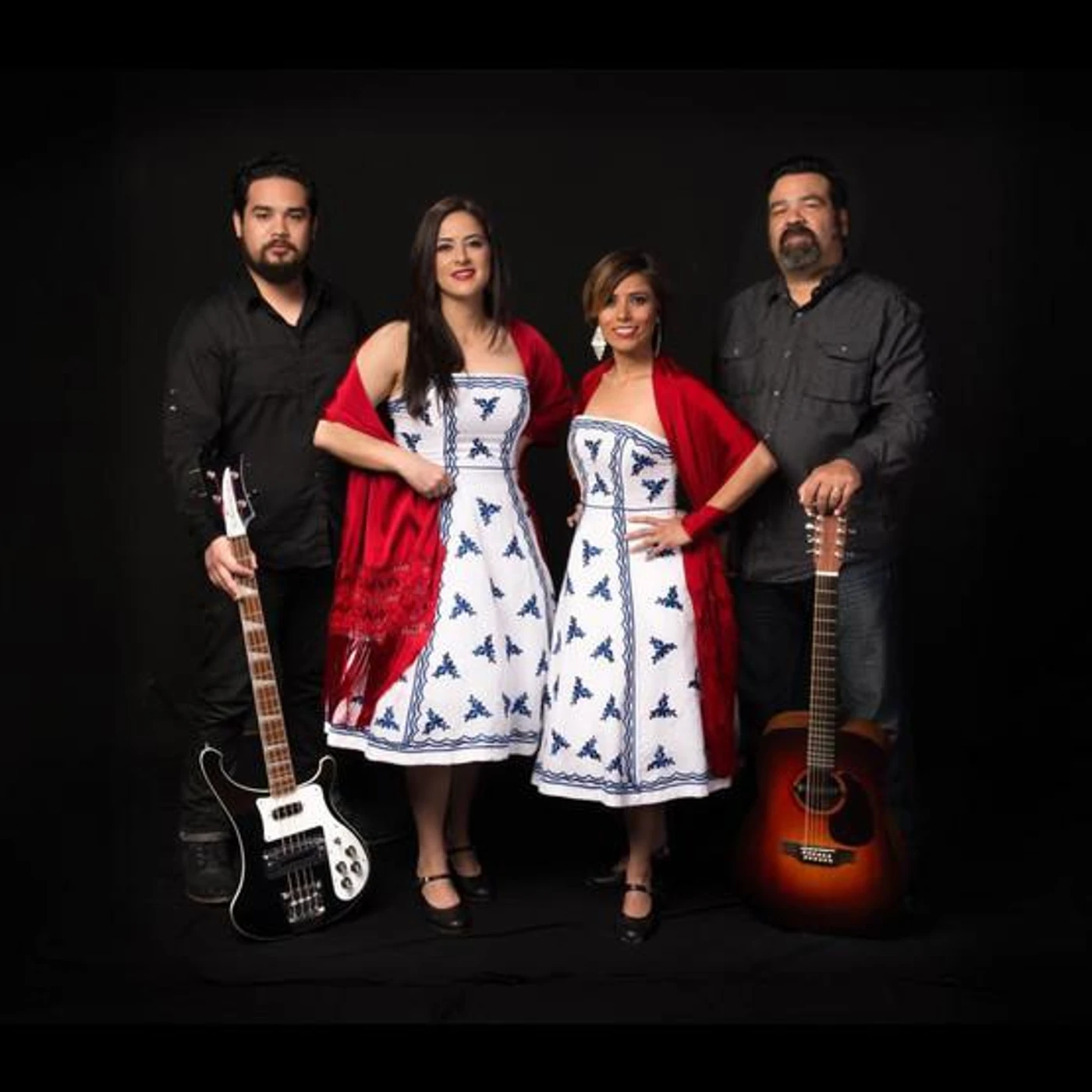 Los Cenzontles Brand Page