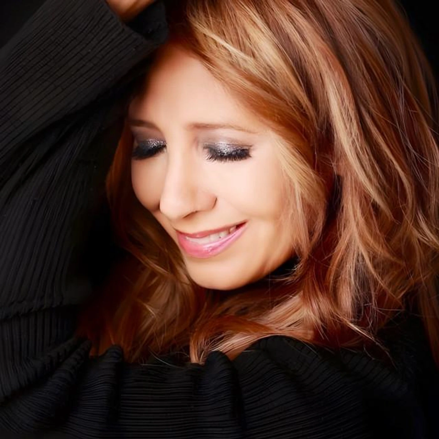 Lourdes Robles Brand Page
