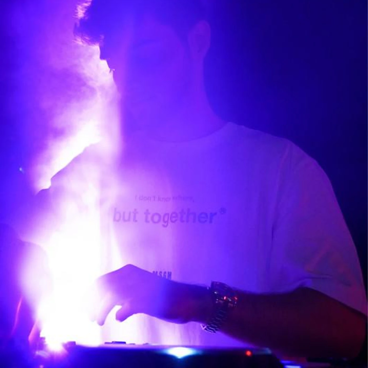 LOYZ Brand Page