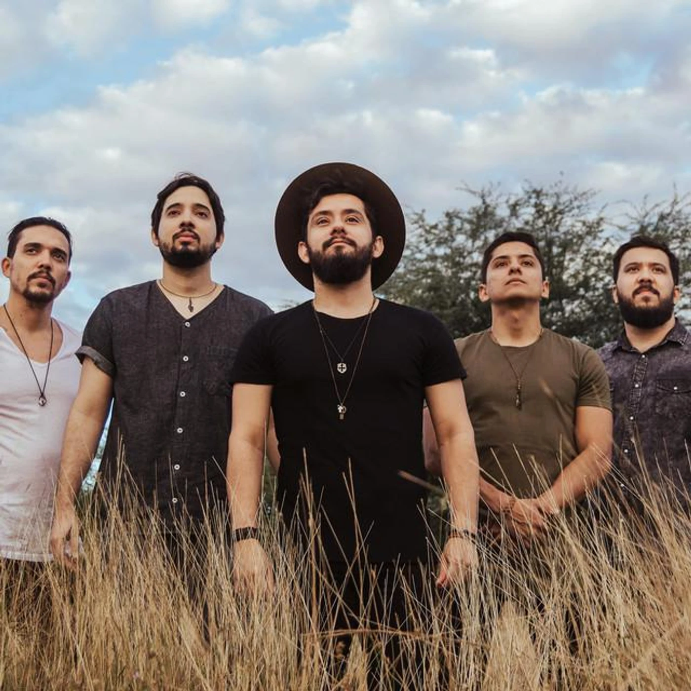 MADALENA VINIL Brand Page