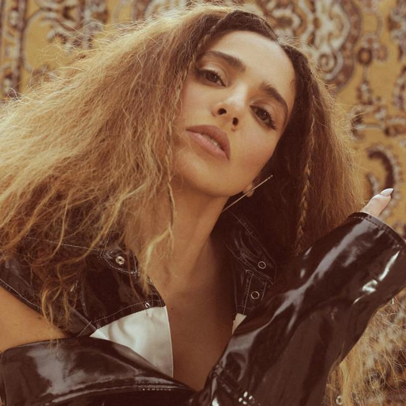 Magi Hikri Brand Page