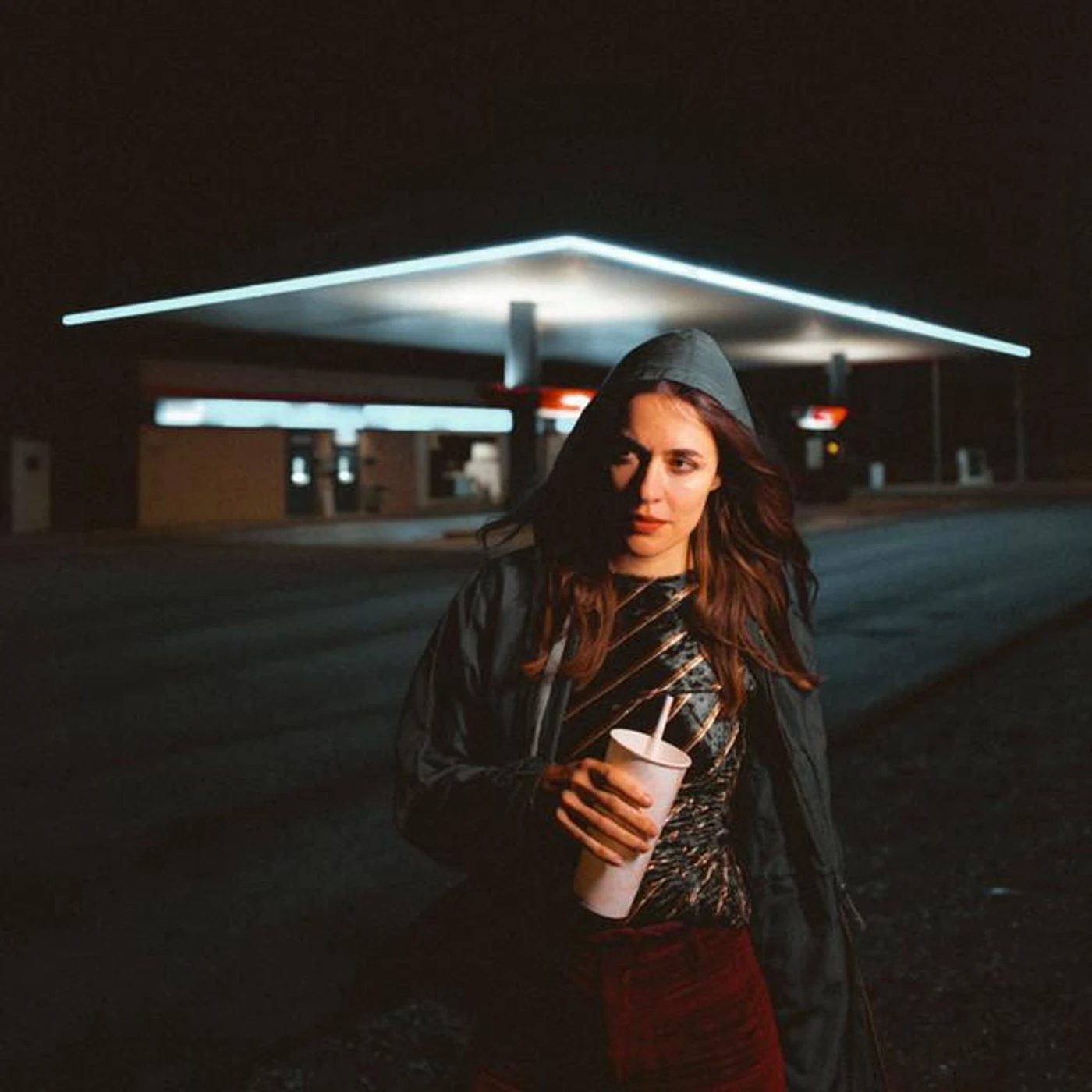 Maika Makovski Brand Page