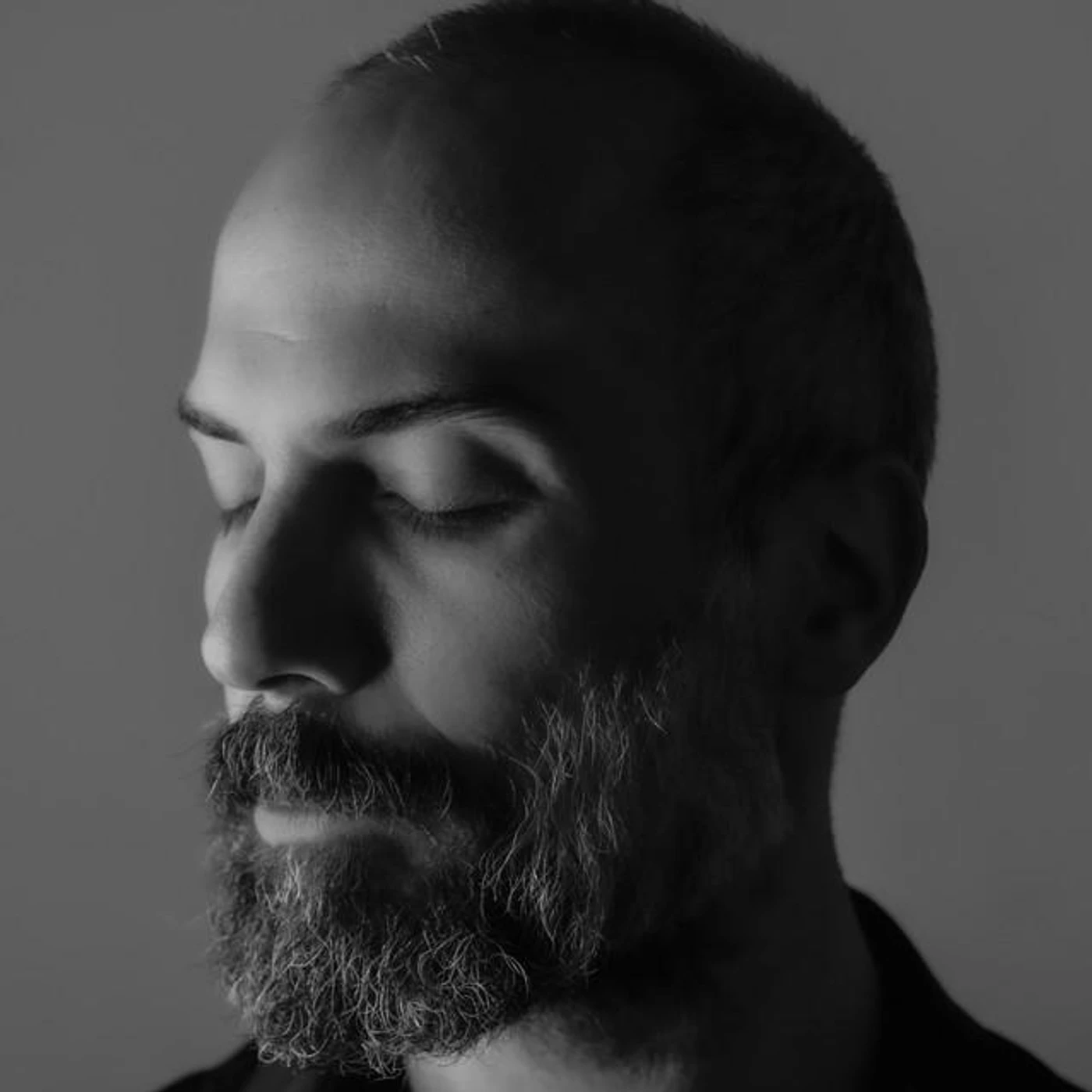 Makan Ashgvari Brand Page