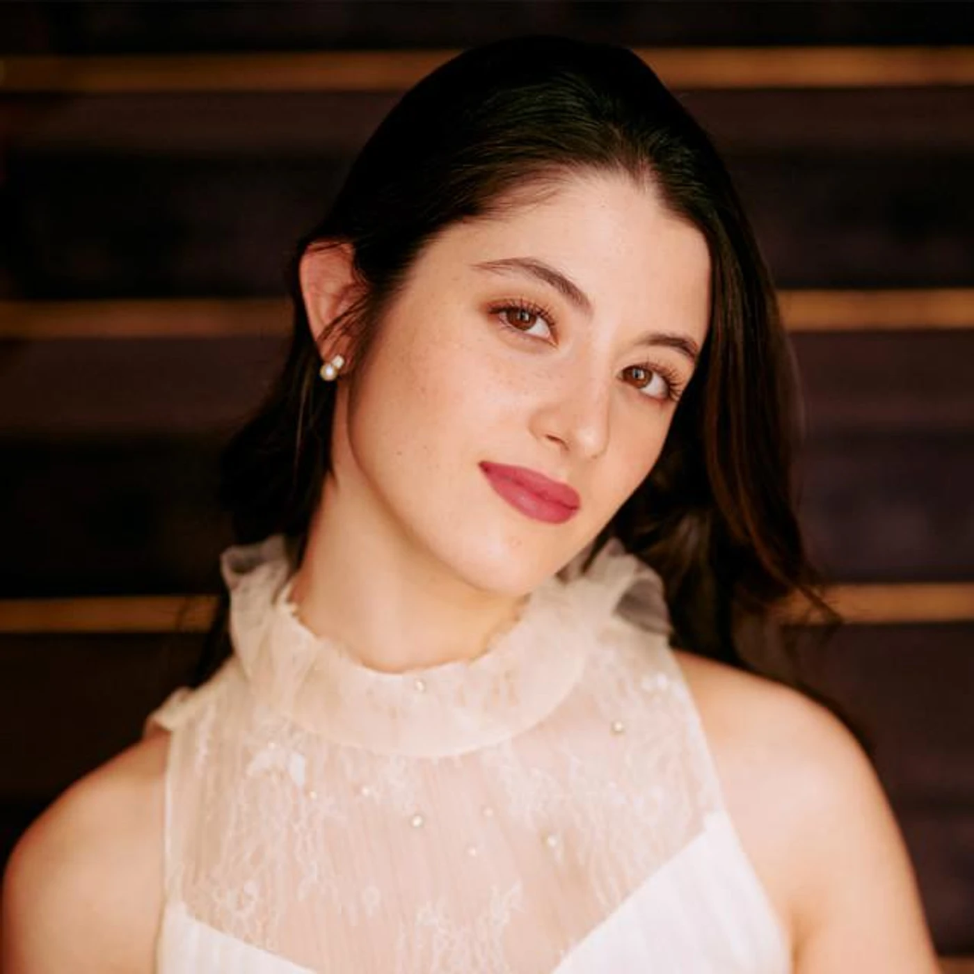 María Dueñas Brand Page