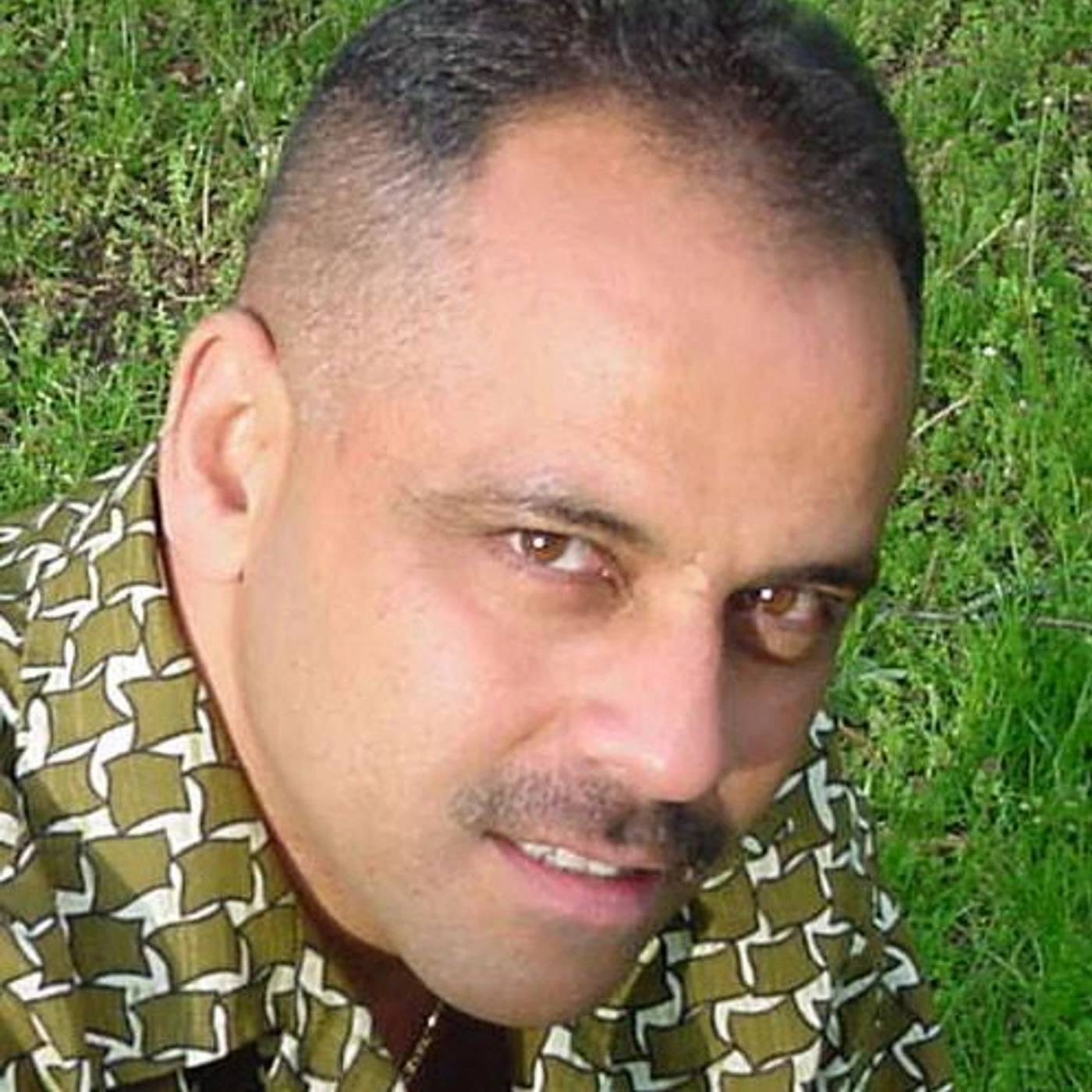 Marlon Simon Brand Page