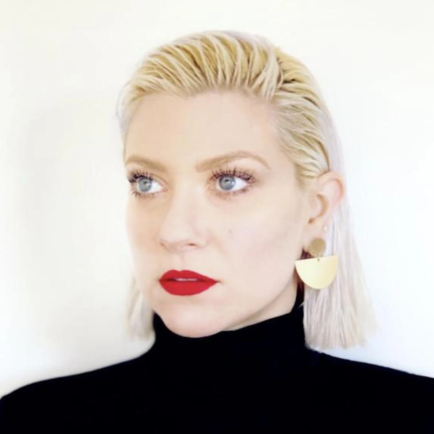 Mindy Jones Brand Page