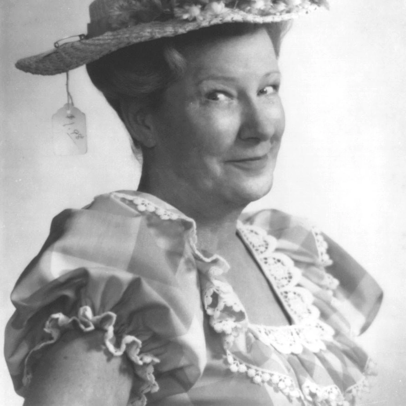 Minnie Pearl Brand Page