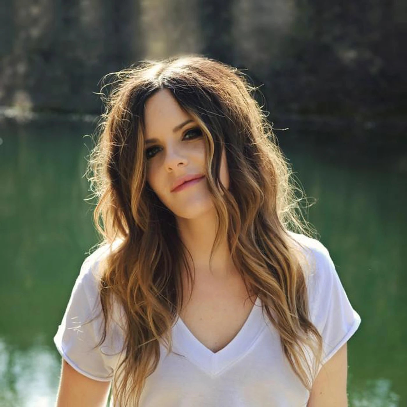 Mia Fieldes Brand Page