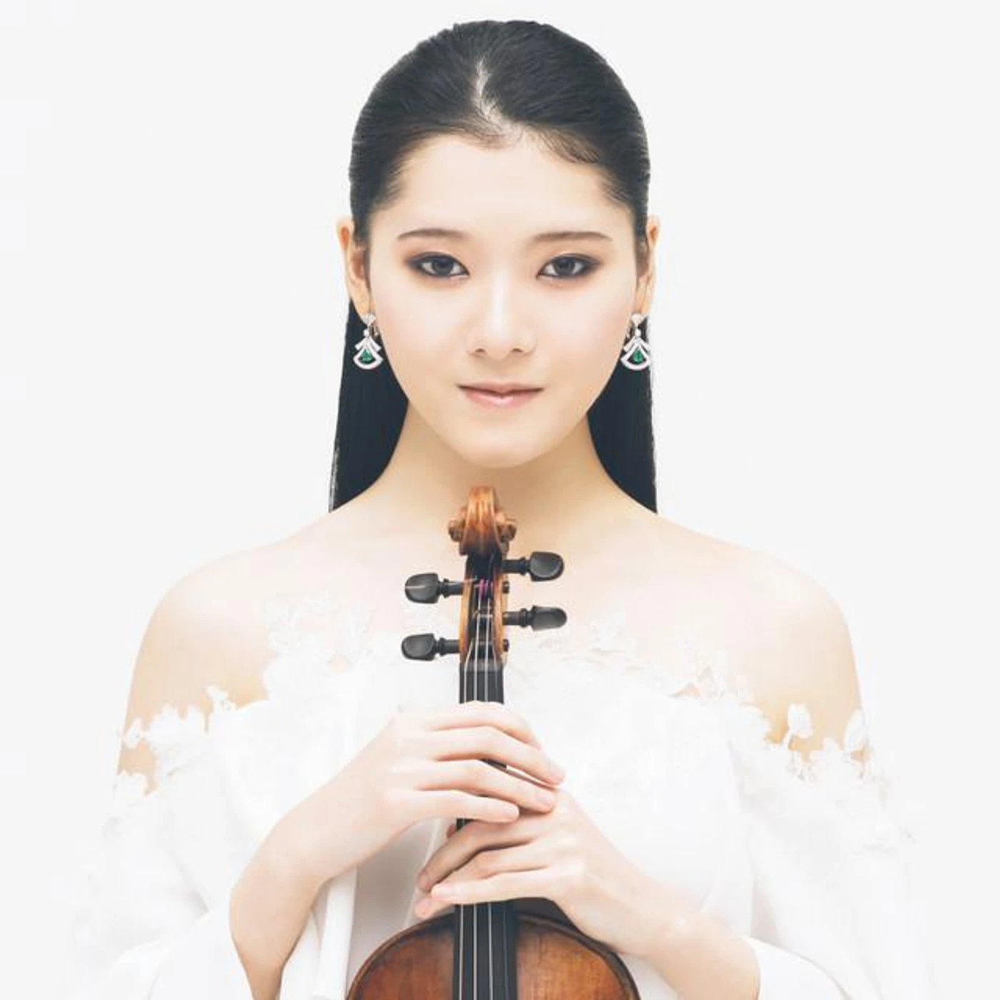 Moné Hattori Brand Page