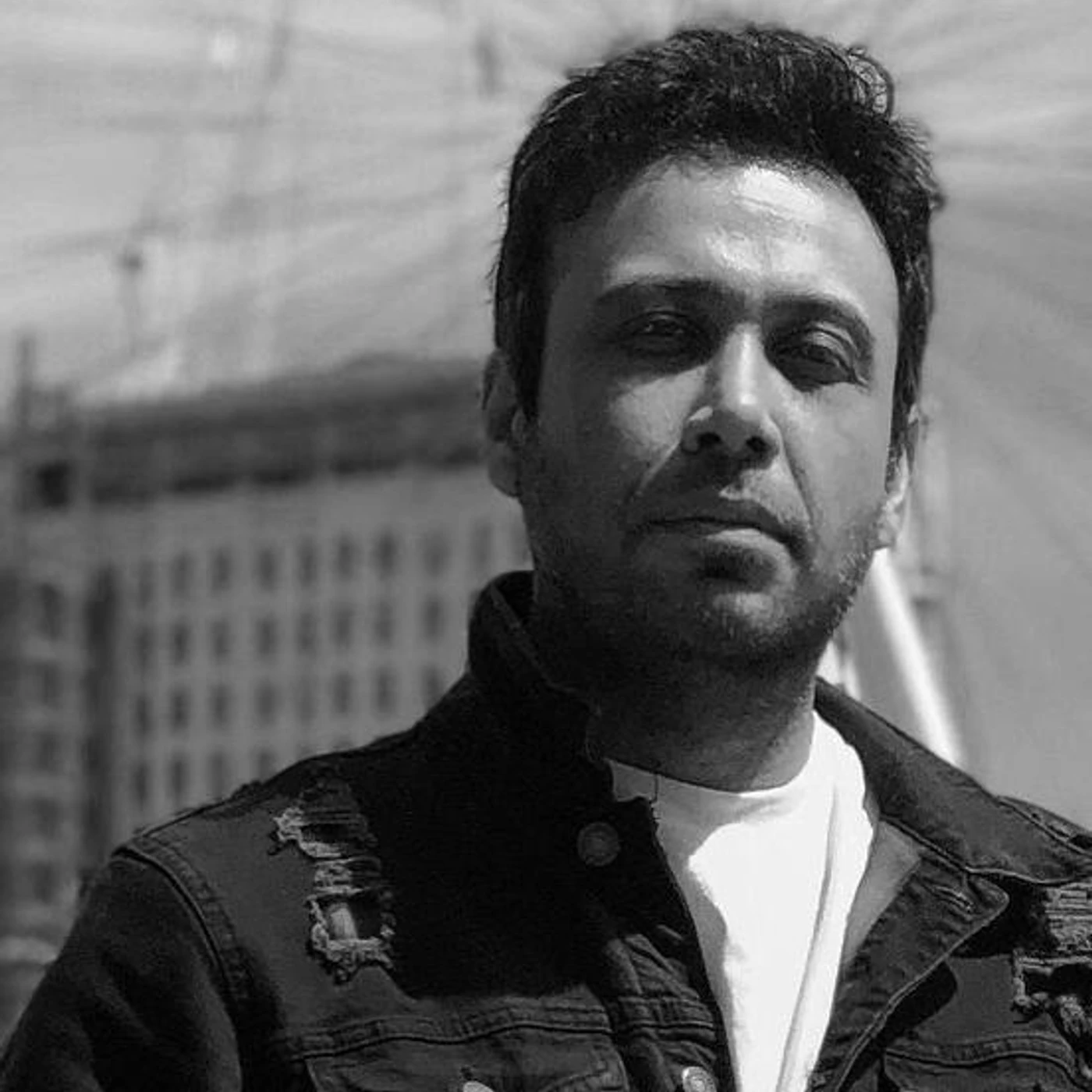 Mohsen Chavoshi Brand Page