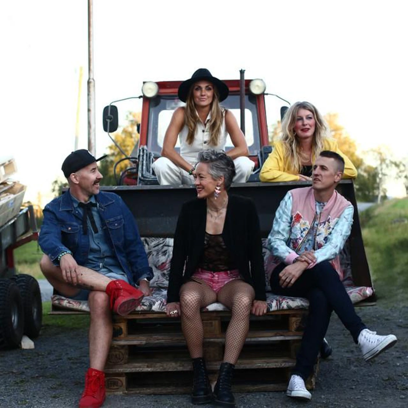 Mothugget Brand Page