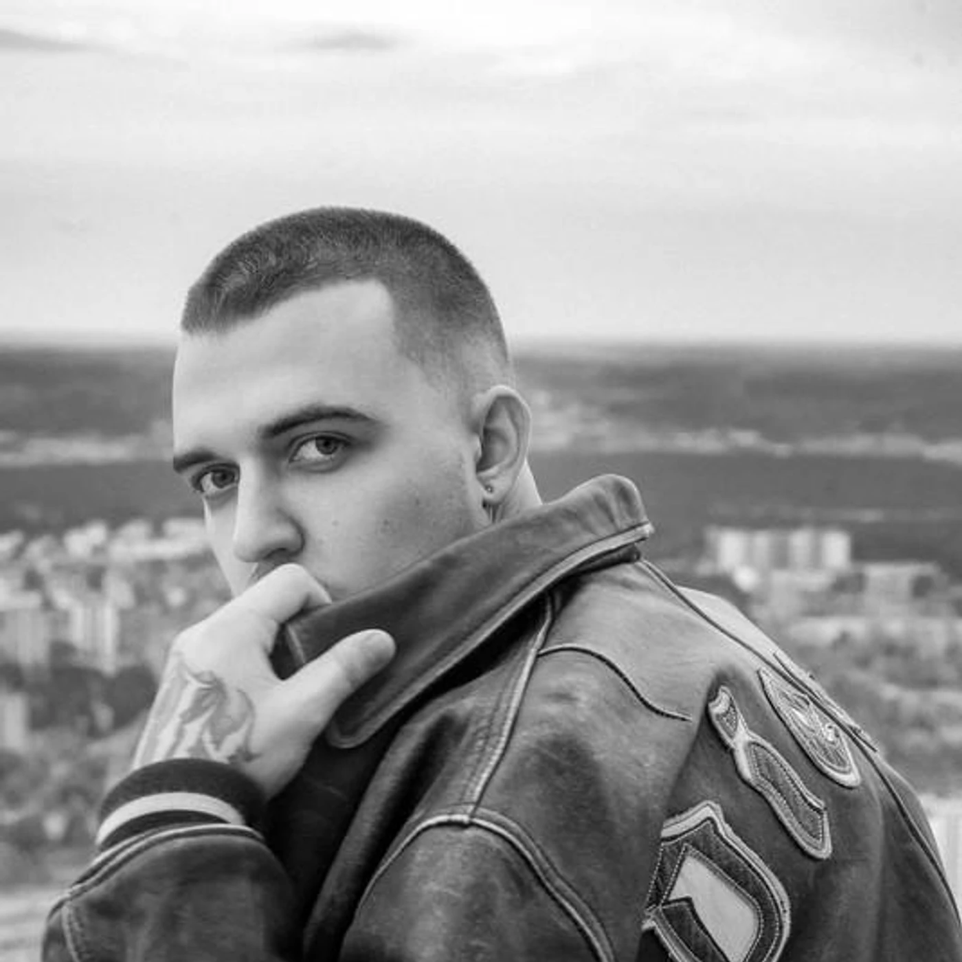 Niko Barisas Brand Page