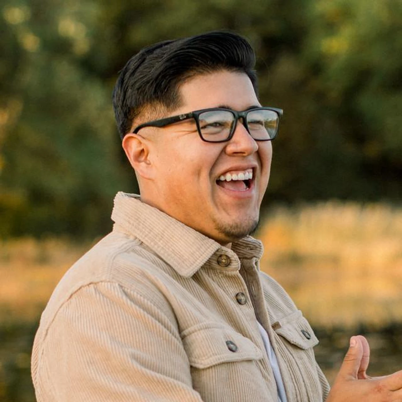 Noe Menez Brand Page