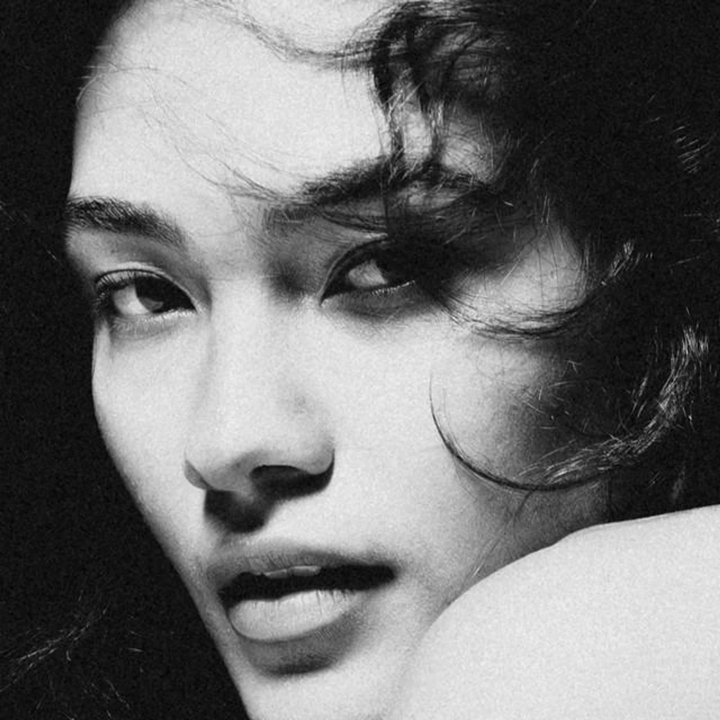 Olivia Dean Brand Page