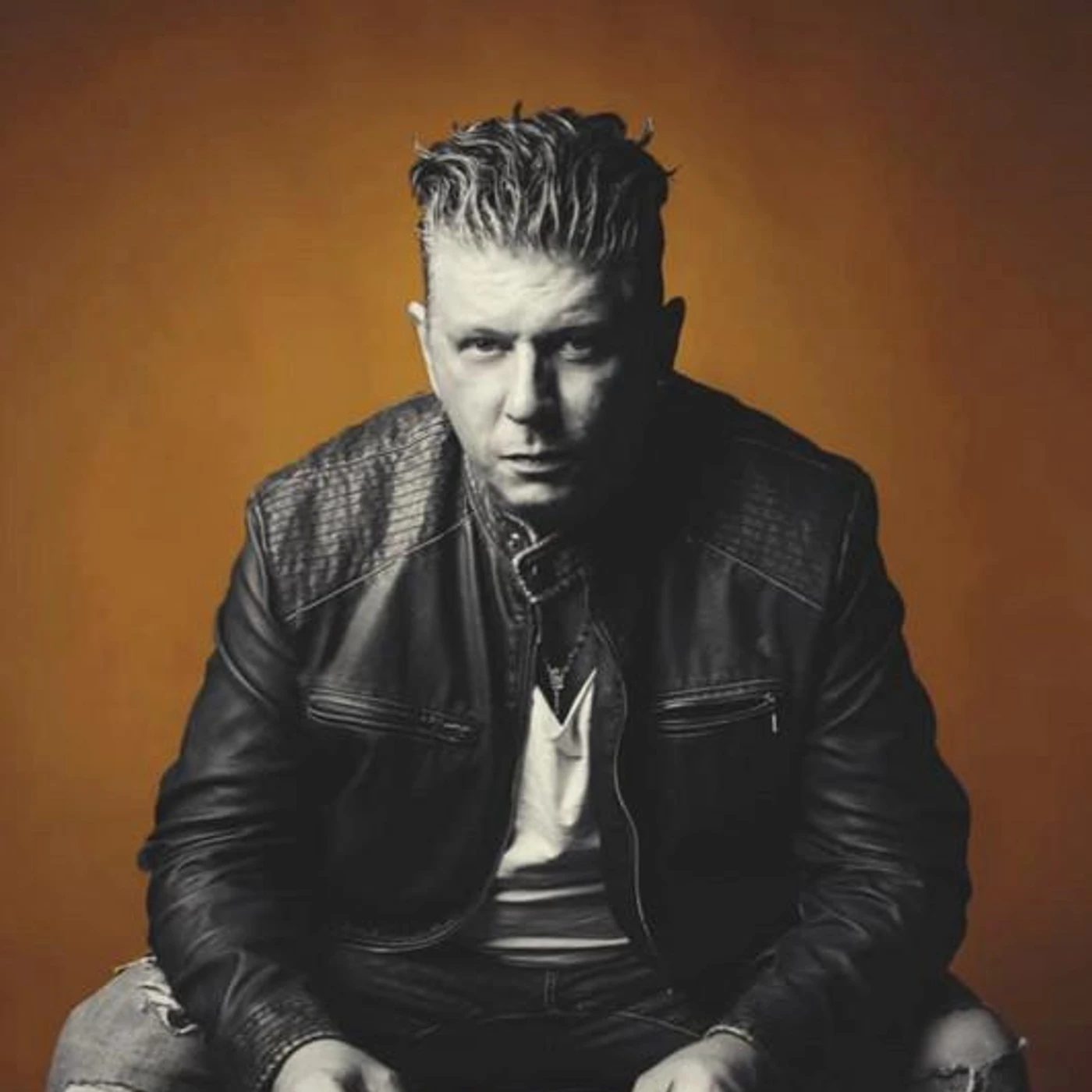 Omar Codazzi Brand Page