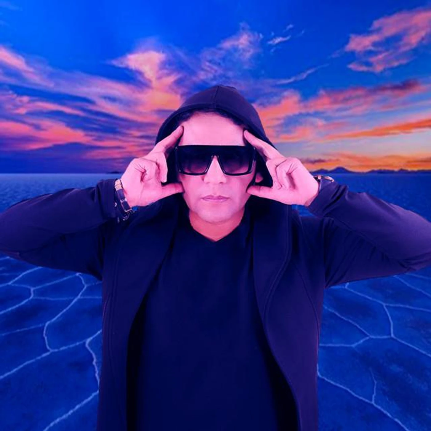 OscarQuinto Brand Page