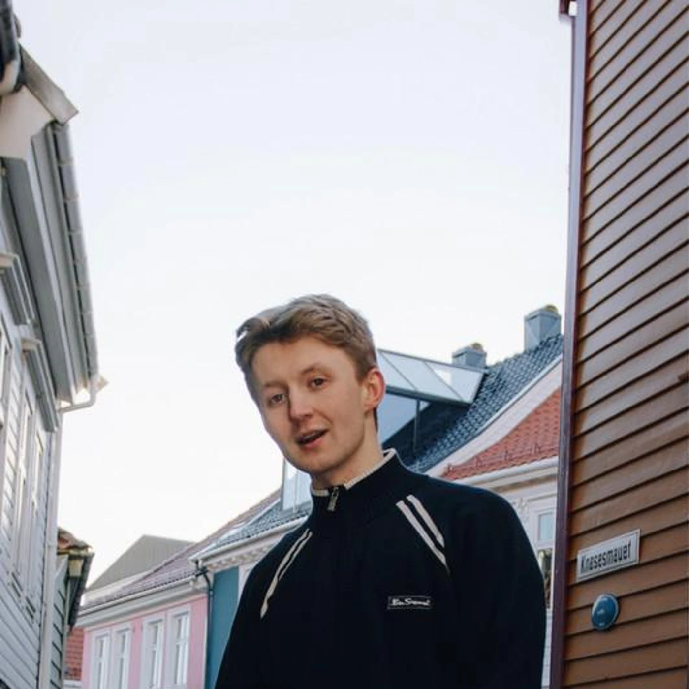 oskar med k Brand Page