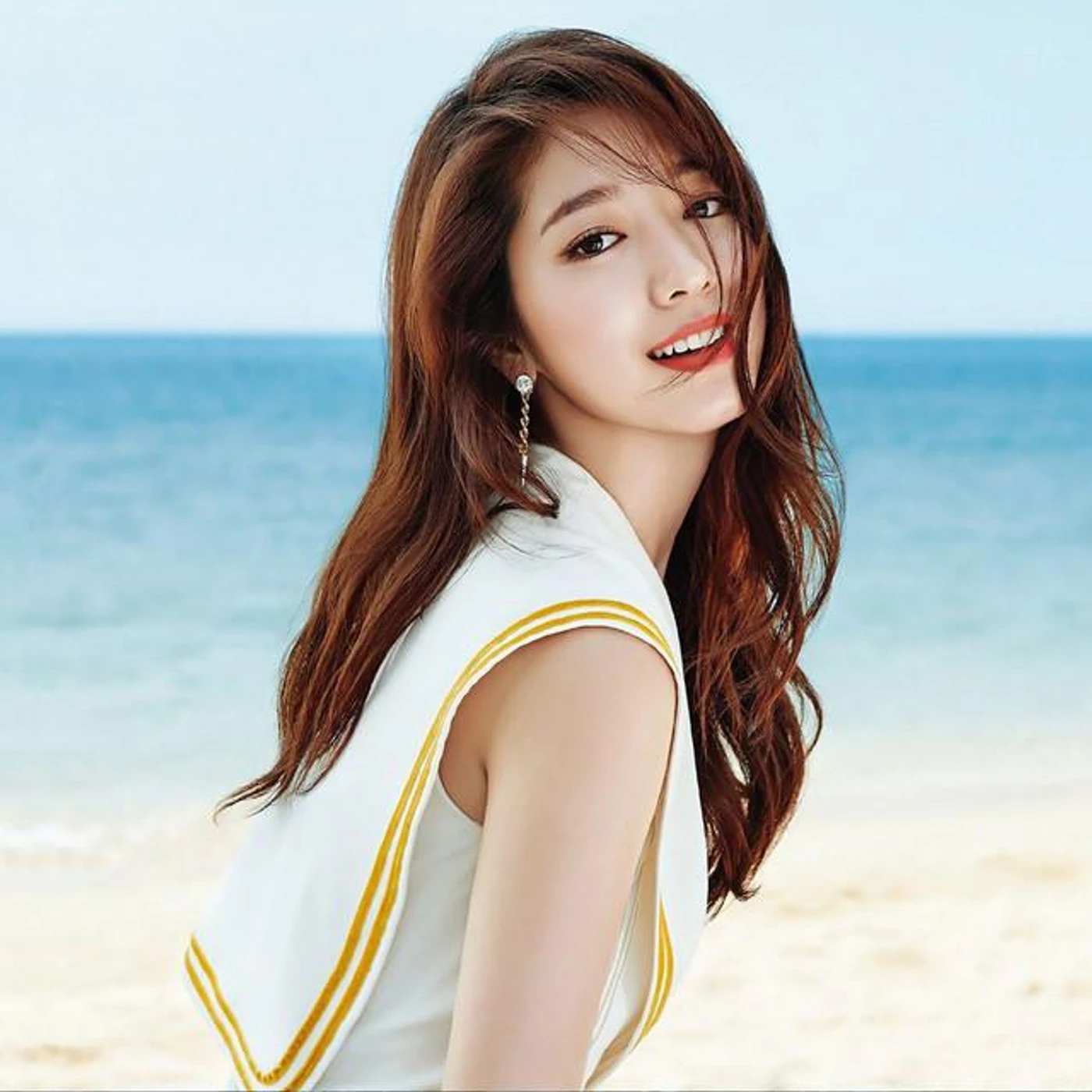 Park Shin Hye Brand Page