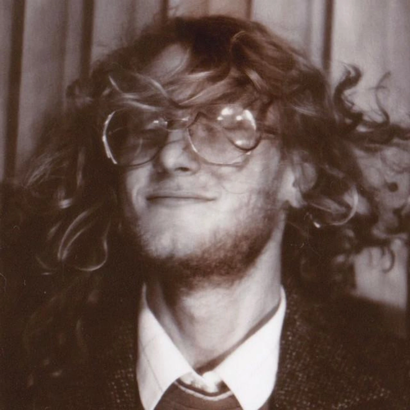 Paul the Neighbour Brand Page