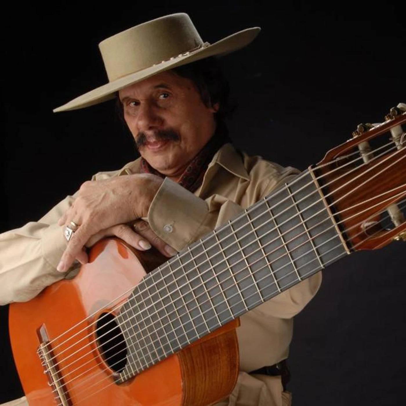 Ramón Ayala El Mensú Brand Page