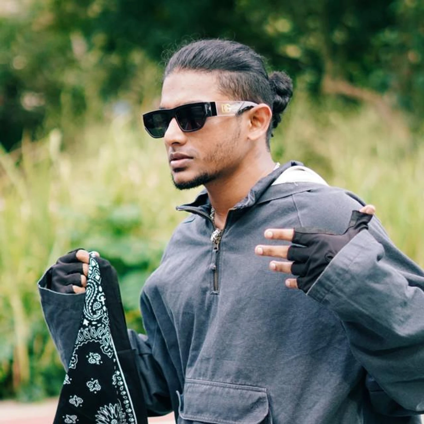 Rakz Radiant