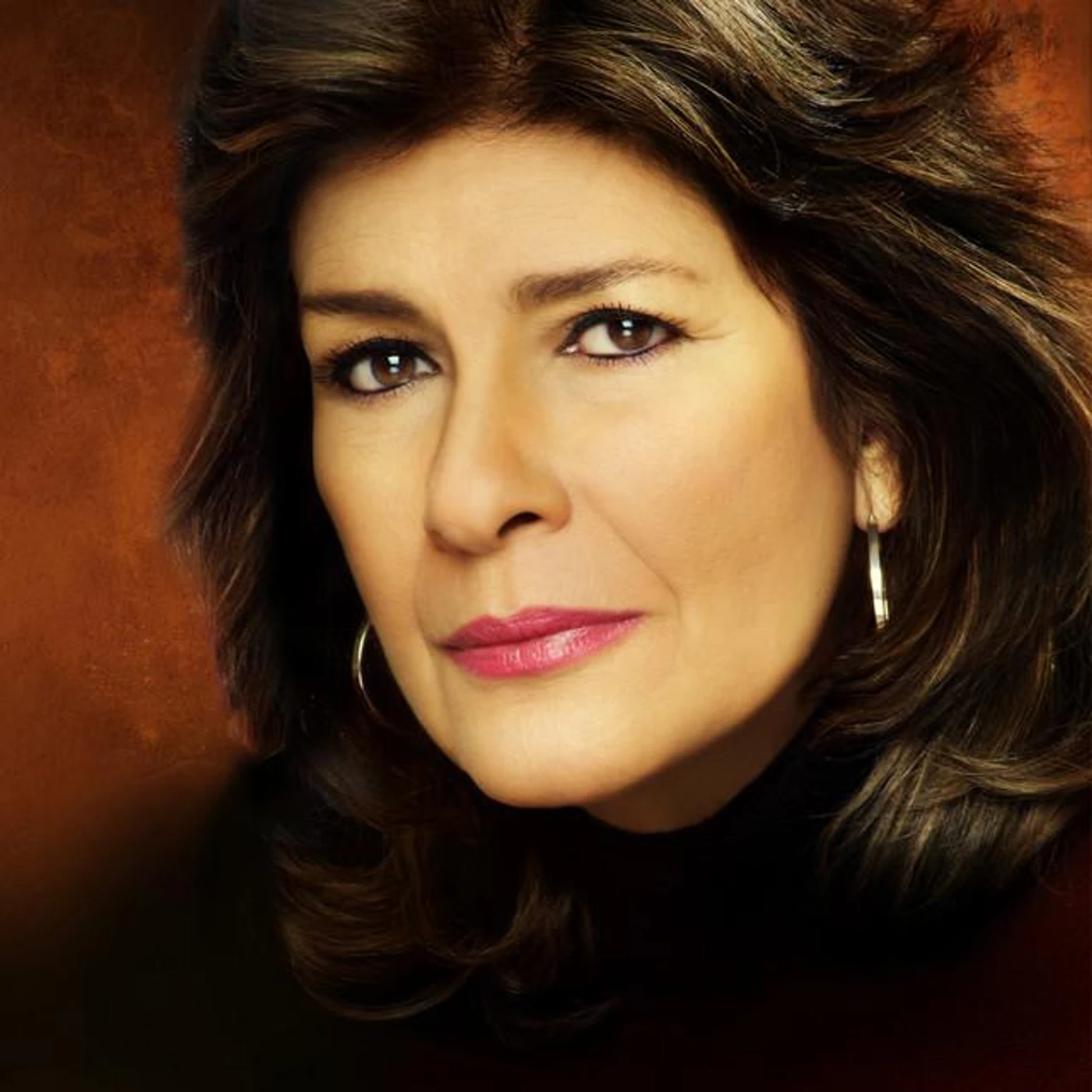 Raquel Olmedo Brand Page