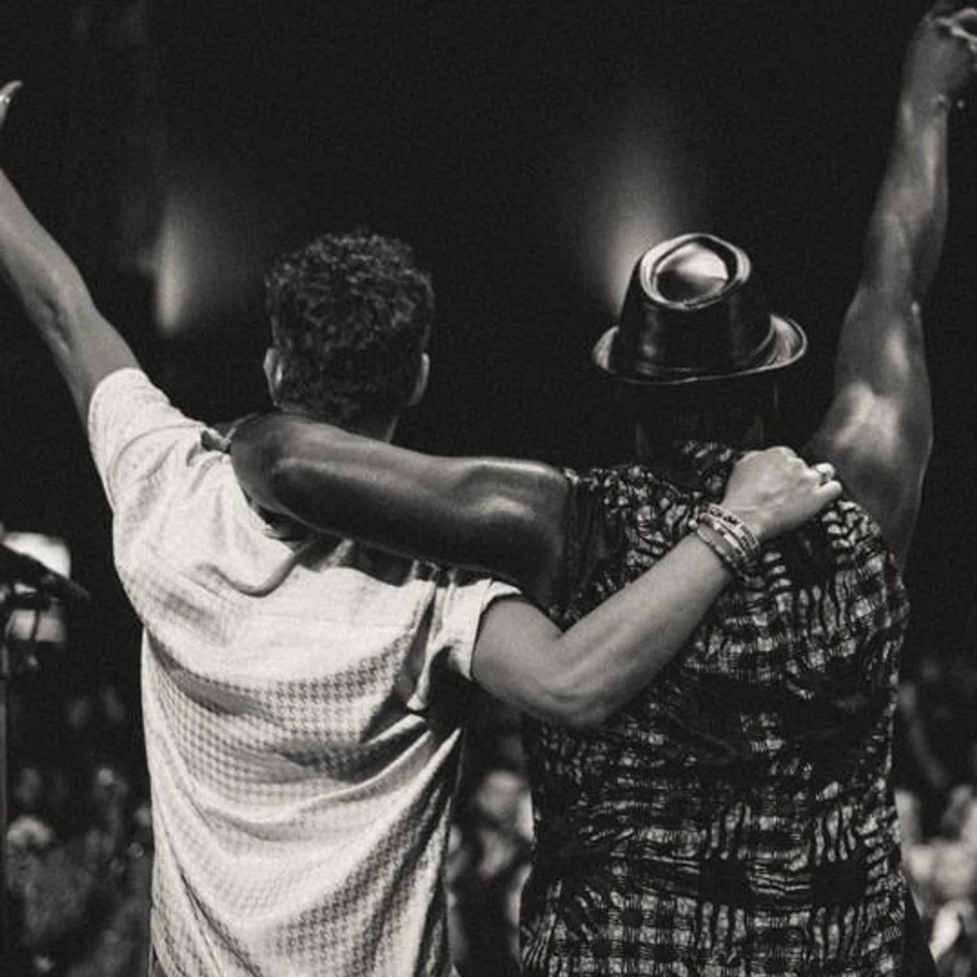 Raz & Afla Brand Page