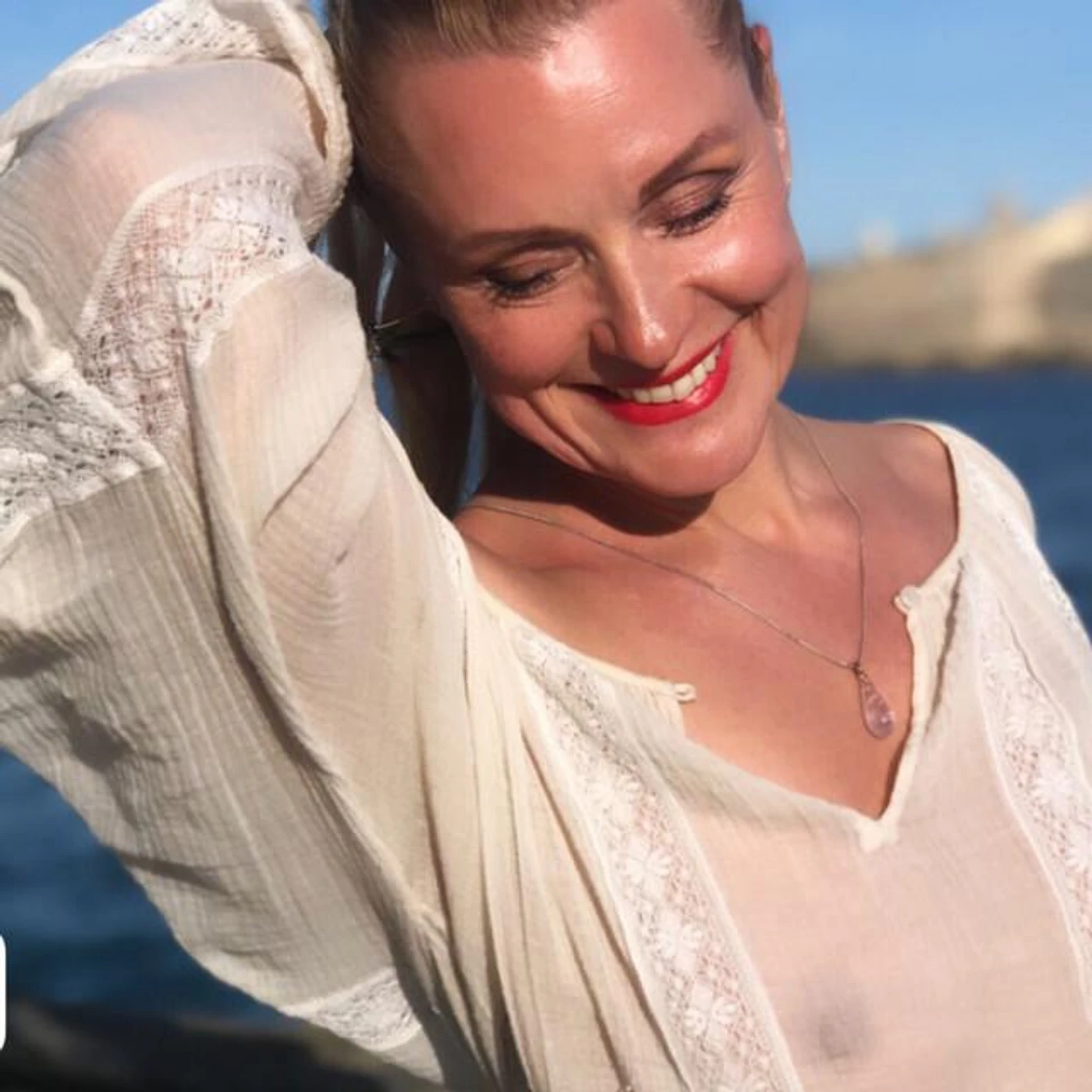 Regina Lund Brand Page