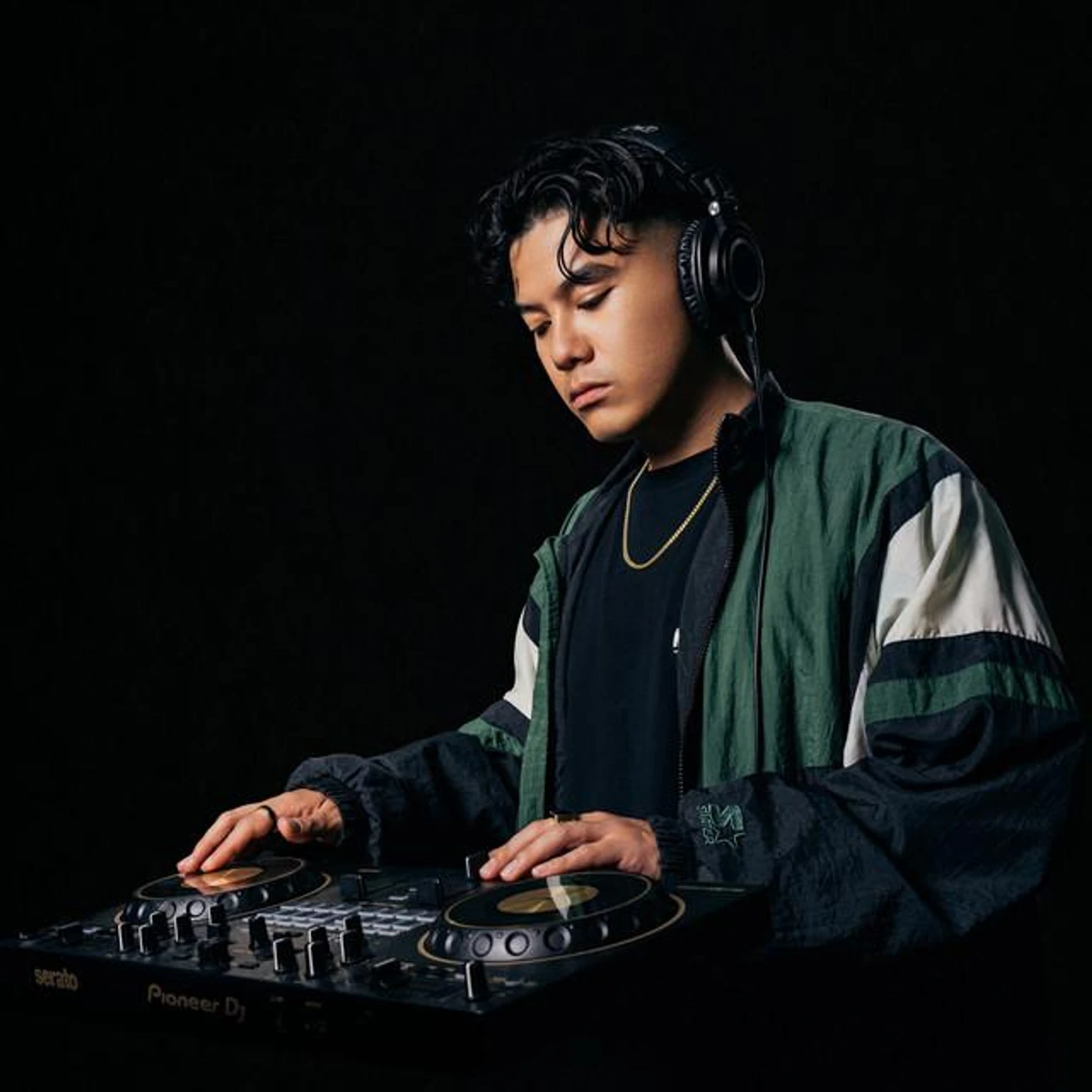 Reyrzy Brand Page