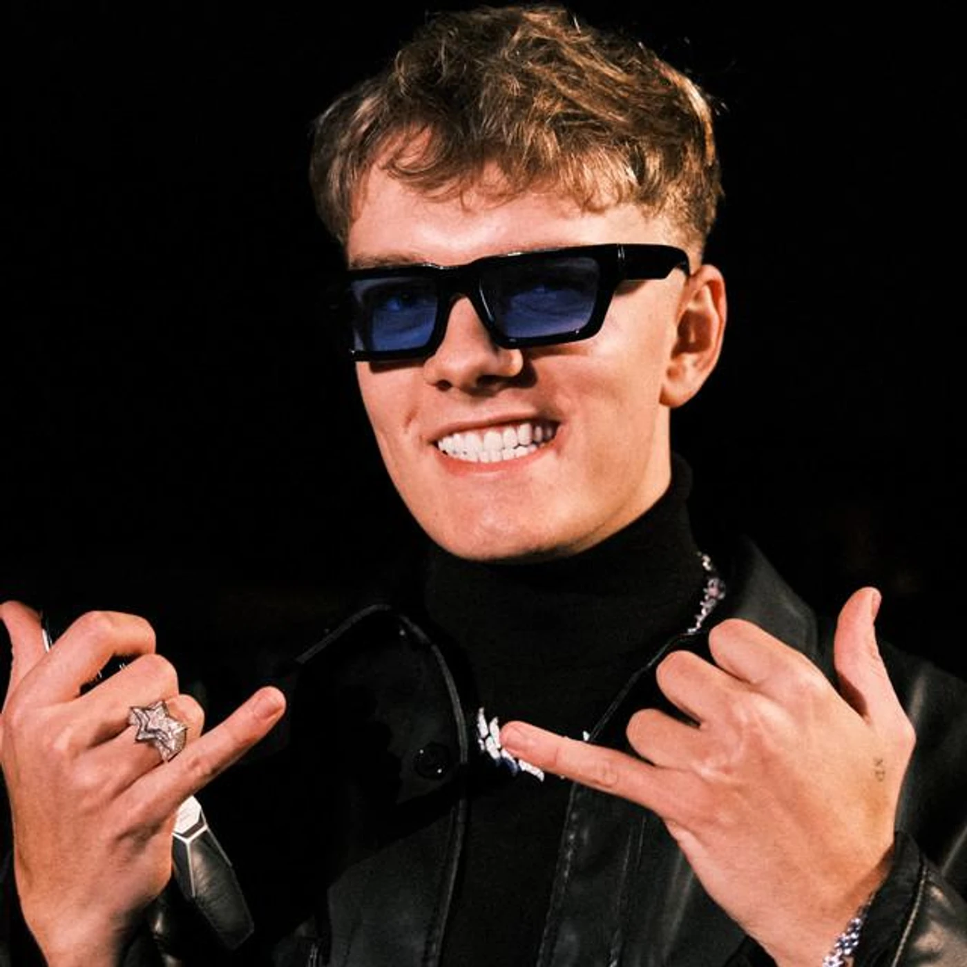 Ronnie Ferrari Brand Page