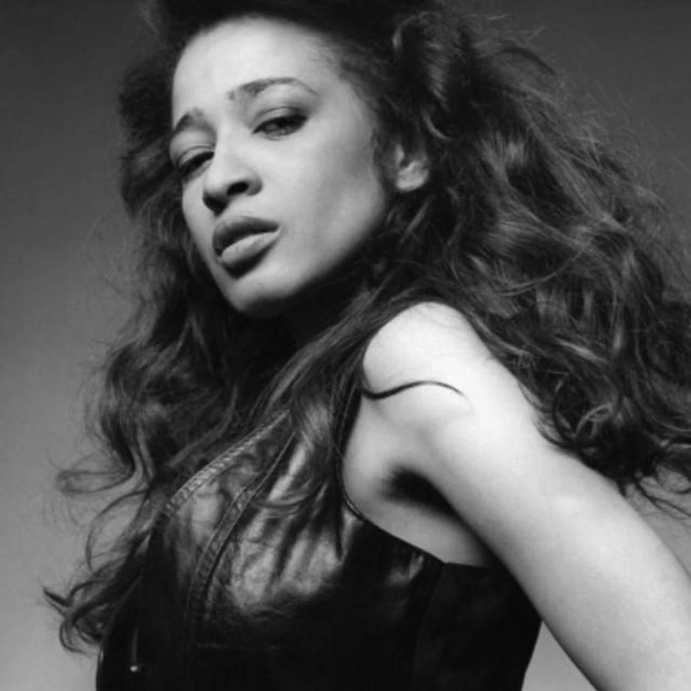 Ronnie Spector Brand Page