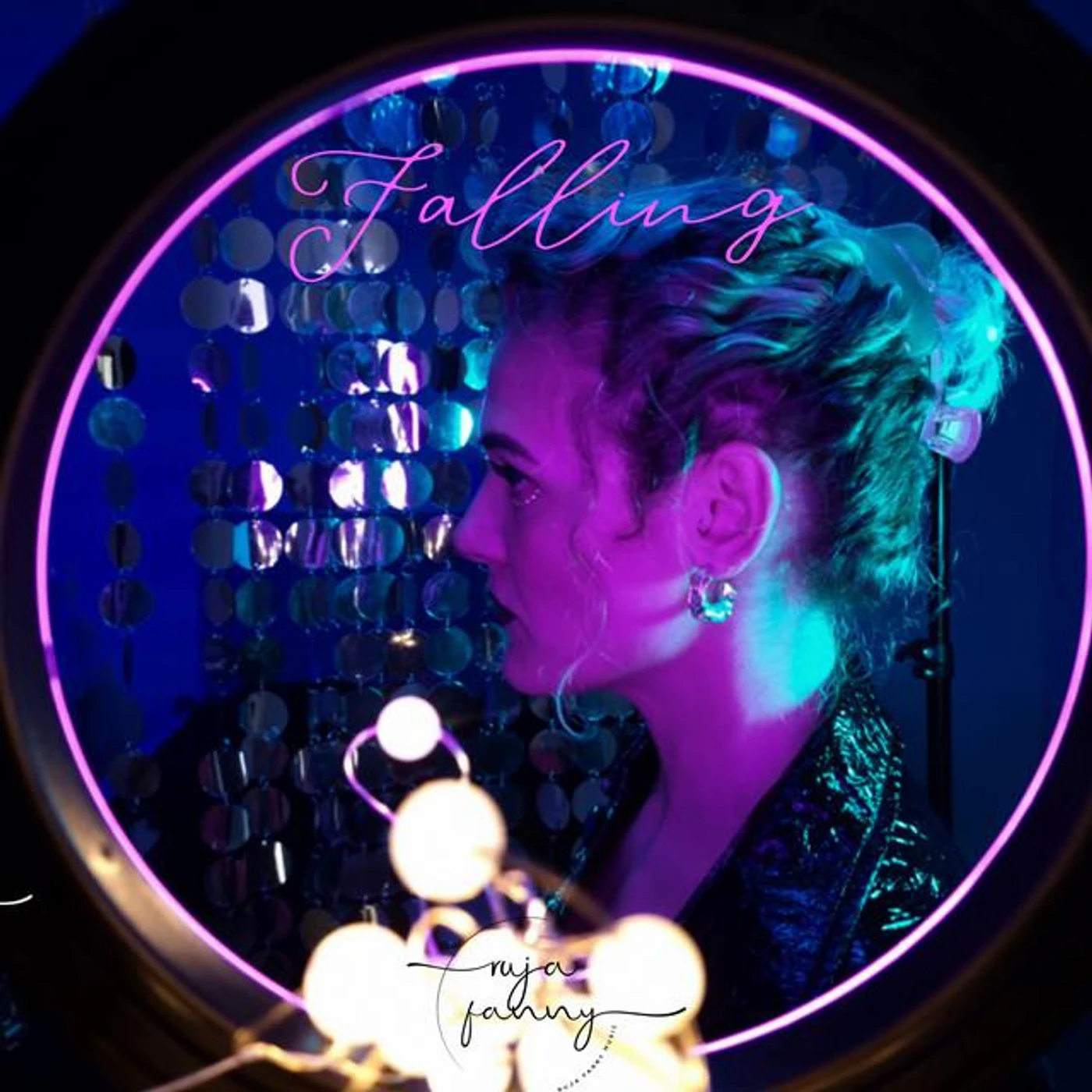 Ruja Fanny Brand Page