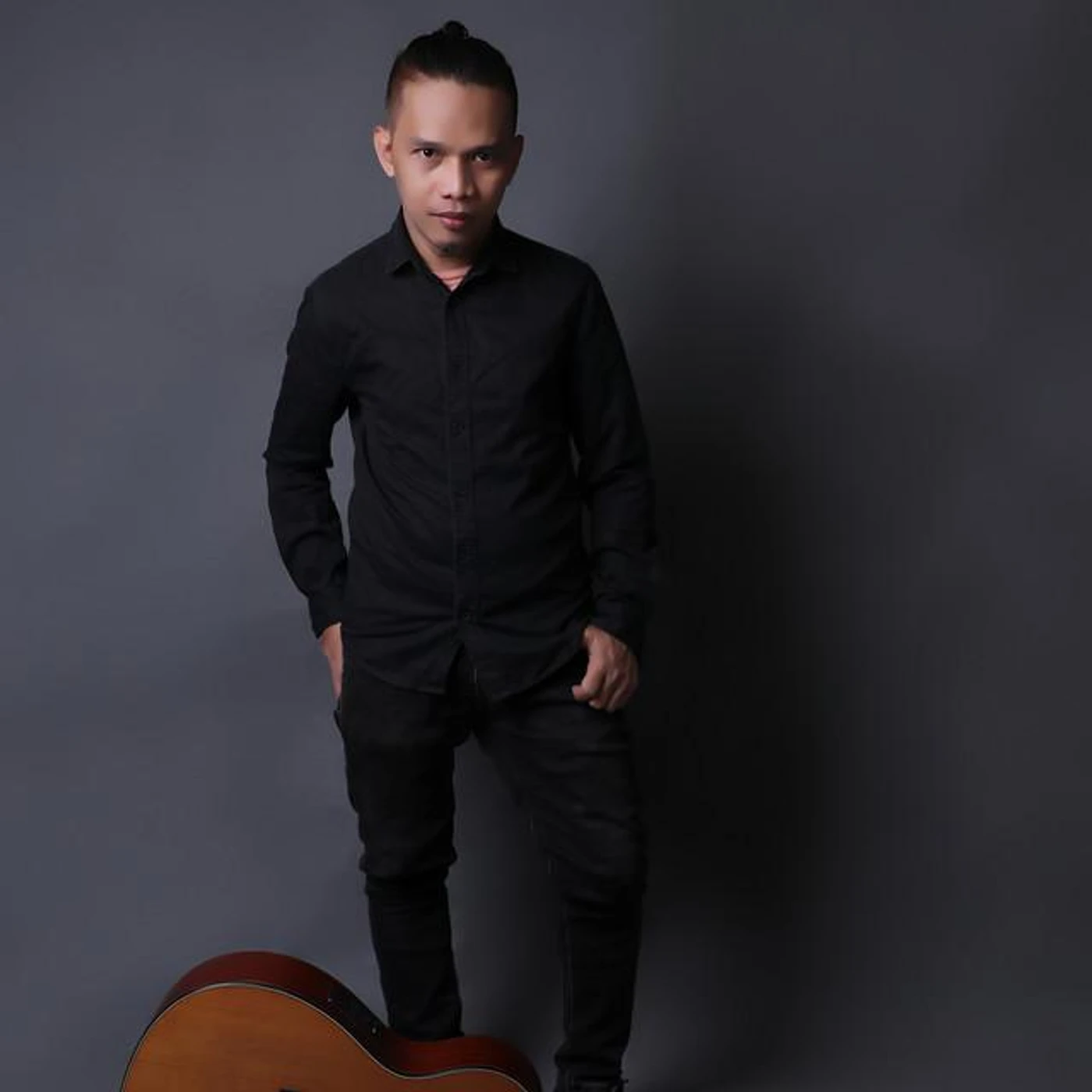 Santy Leonardo Brand Page