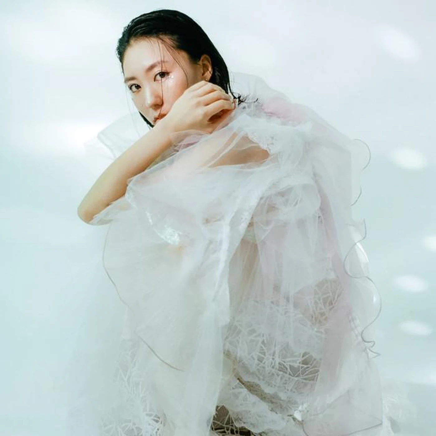 Sara Wakui Brand Page